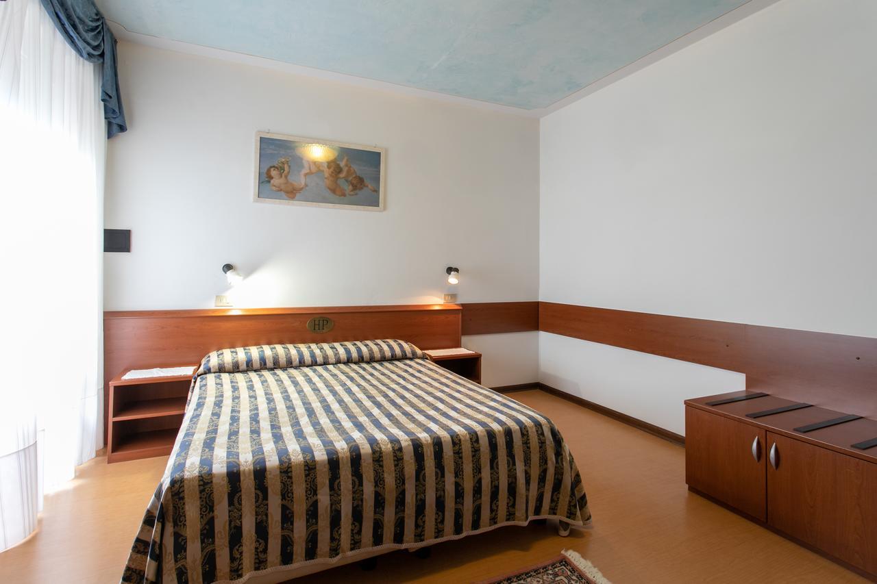 Quadruple Room Sea View